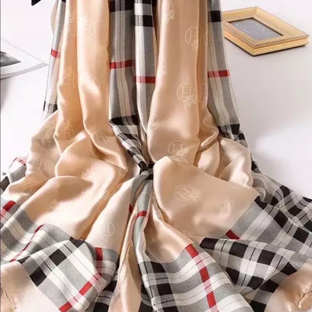 Silk scarf 180x90